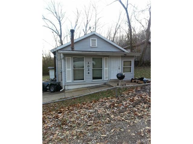 1024 Waterman Dr, Ballwin, MO 63021 photo 1