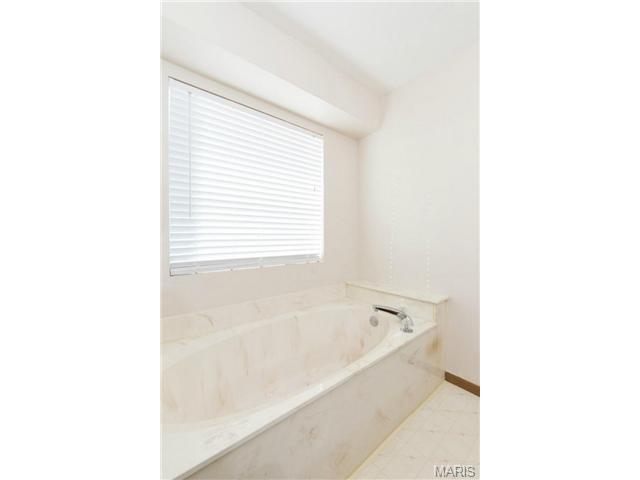 2629 Breezy Point Ln, O'fallon, MO 63368 photo 24