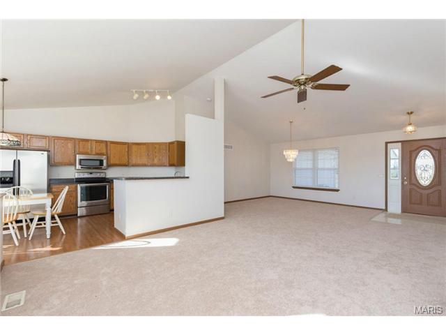 2629 Breezy Point Ln, O'fallon, MO 63368 photo 12