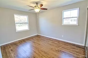 7430 Sharp Ave, Saint Louis, MO 63116 photo 11