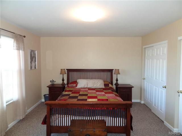 19 Forest Pine Ct, O'fallon, MO 63368 photo 6