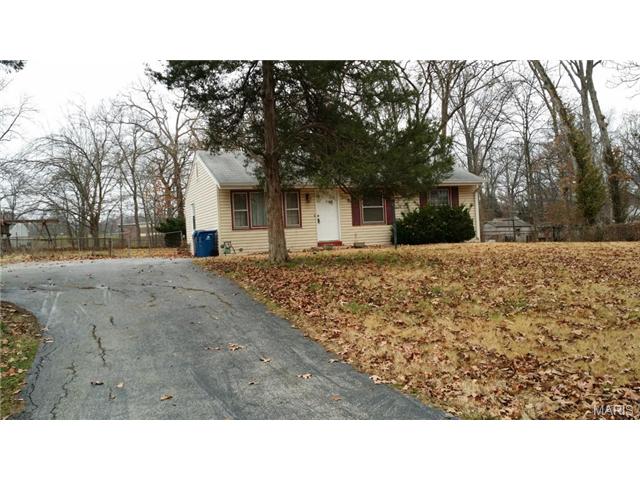 231 Nancy Pl, Ballwin, MO 63021 photo 3