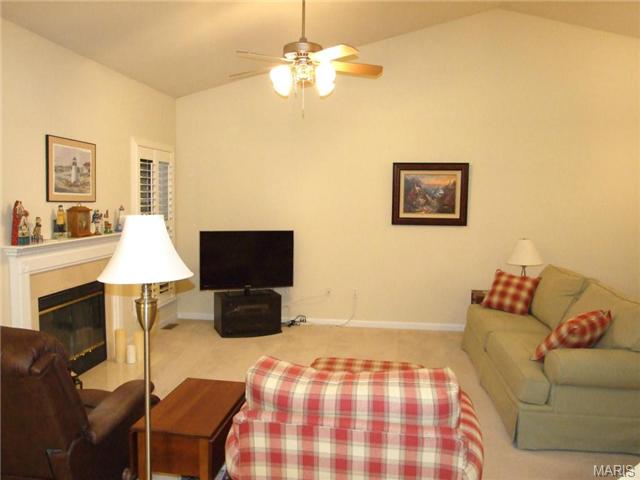75 Eagle Cove Pl, Saint Charles, MO 63303 photo 12