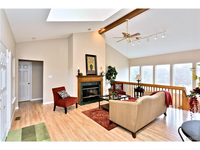 37 Clarksburg Ct, Weldon Spring, MO 63304 photo 3