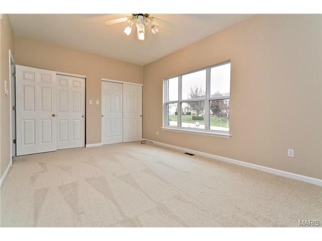 37 Clarksburg Ct, Weldon Spring, MO 63304 photo 16