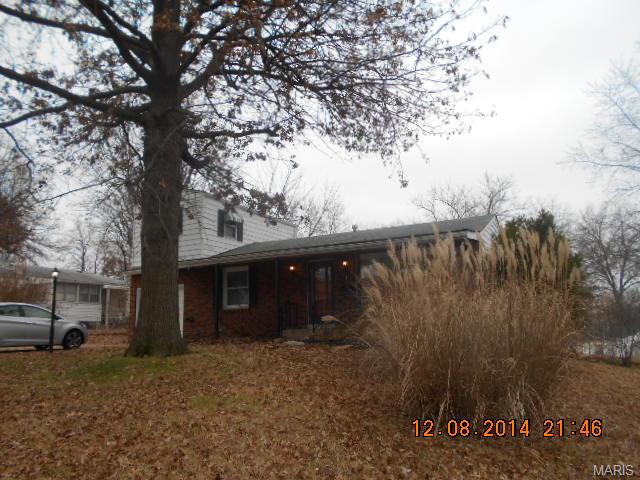 606 Karess, Saint Louis, MO 63137 photo 23