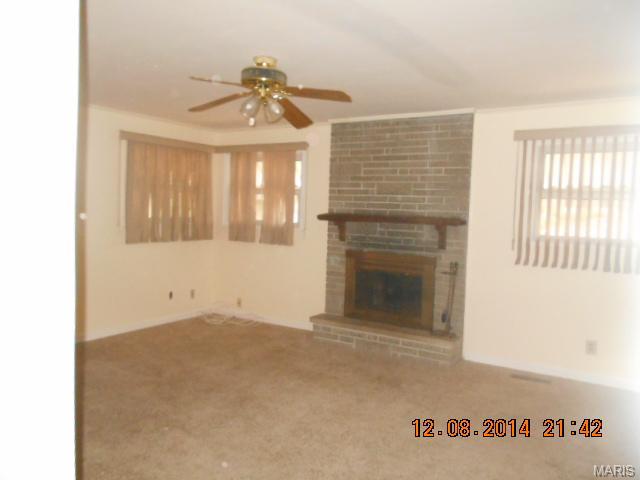 606 Karess, Saint Louis, MO 63137 photo 21