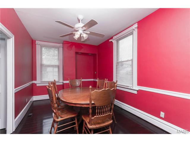 5614 Gresham Ave, Saint Louis, MO 63109 photo 16