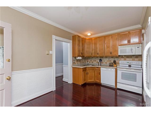5614 Gresham Ave, Saint Louis, MO 63109 photo 9