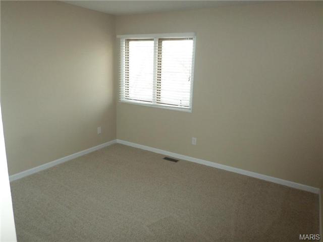 1034 Alpine Rdg #F1, Ballwin, MO 63021 photo 16