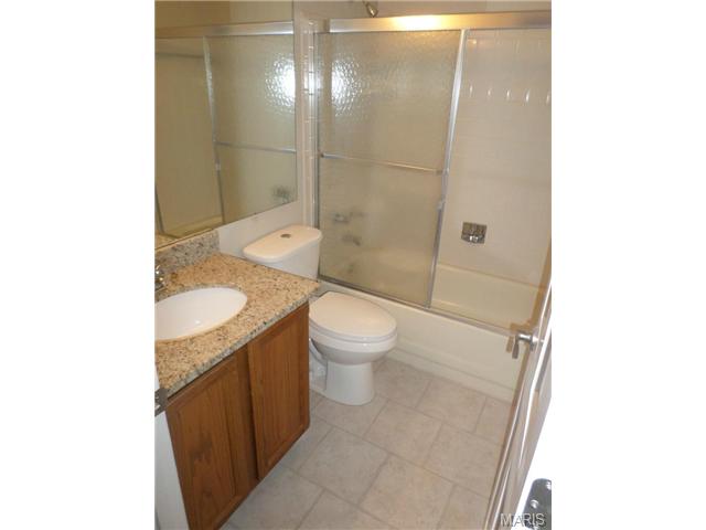 1034 Alpine Rdg #F1, Ballwin, MO 63021 photo 15