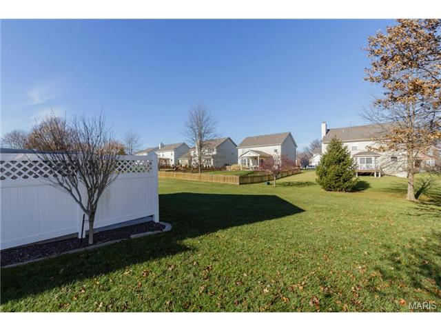 1028 Delmar Dr, O'fallon, MO 63366 photo 24