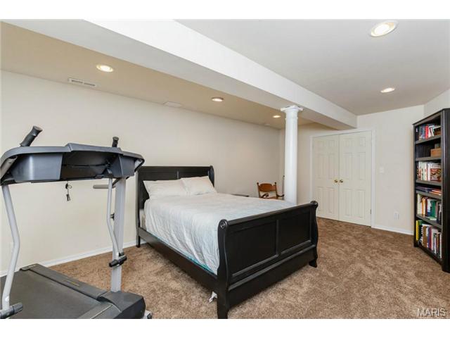 1028 Delmar Dr, O'fallon, MO 63366 photo 23