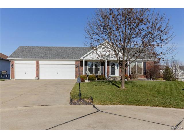 1028 Delmar Dr, O'fallon, MO 63366 photo 1