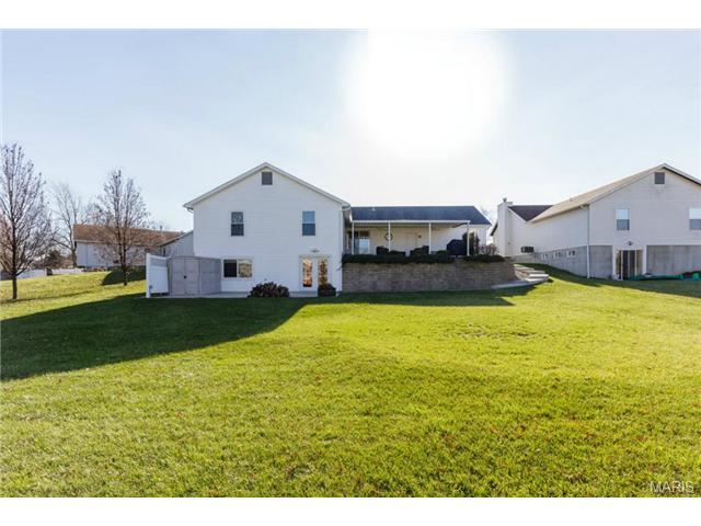 1028 Delmar Dr, O'fallon, MO 63366 photo 26