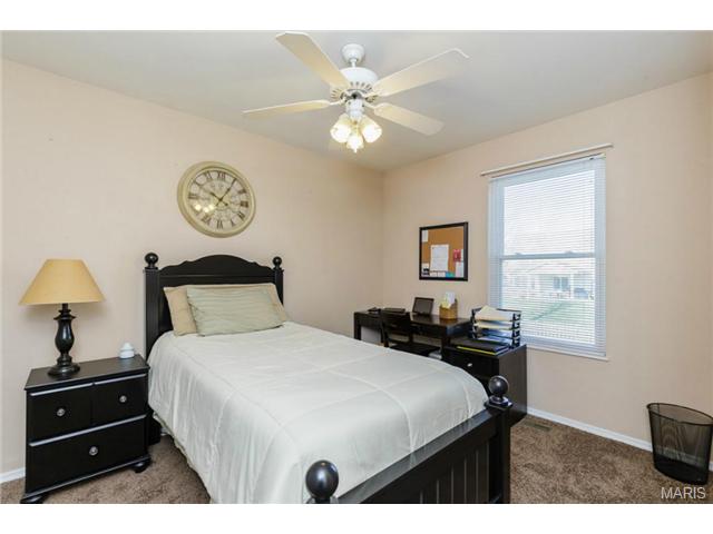 1028 Delmar Dr, O'fallon, MO 63366 photo 15