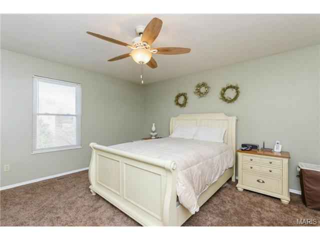 1028 Delmar Dr, O'fallon, MO 63366 photo 11