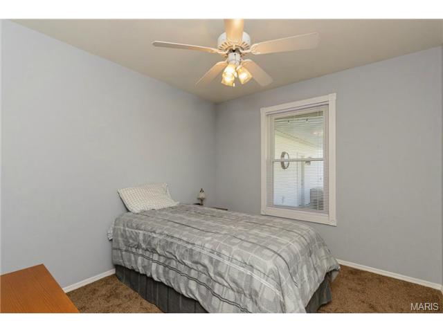1028 Delmar Dr, O'fallon, MO 63366 photo 17