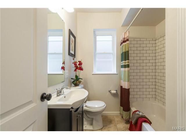 7311 Sharp Ave, Saint Louis, MO 63116 photo 13
