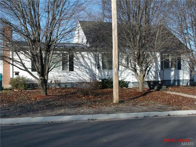 509 S Walnut St, Gerald, MO 63037 photo 1