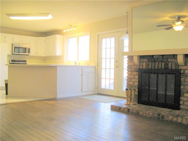 1430 Autumn Leaf Dr, Ballwin, MO 63021 photo 8