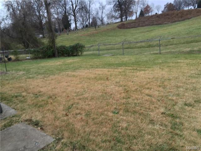 9471 Yorktown Dr, Saint Louis, MO 63137 photo 27