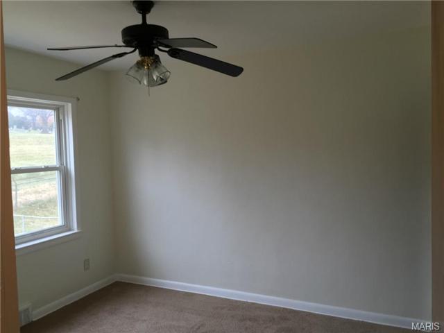 9471 Yorktown Dr, Saint Louis, MO 63137 photo 10