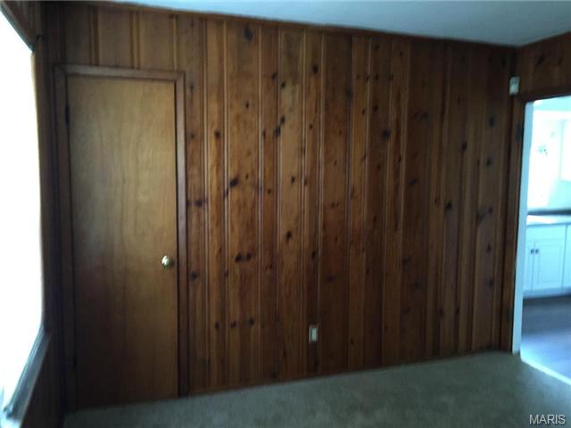 9471 Yorktown Dr, Saint Louis, MO 63137 photo 13