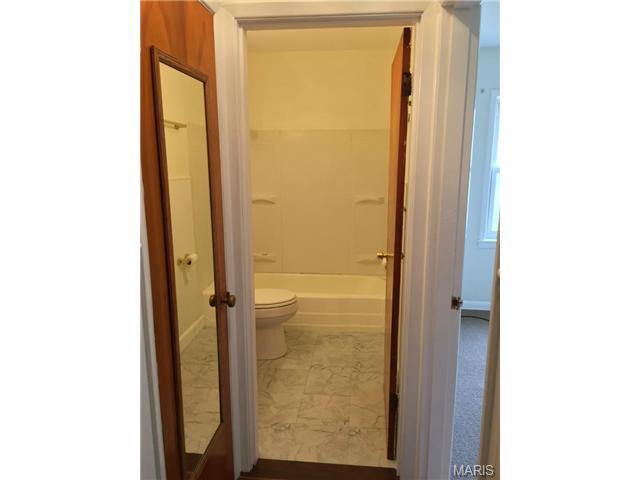 9471 Yorktown Dr, Saint Louis, MO 63137 photo 16