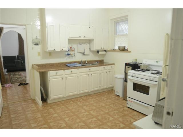 5409 S Compton Ave, Saint Louis, MO 63111 photo 3