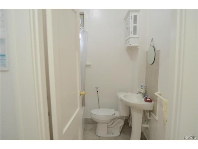 5409 S Compton Ave, Saint Louis, MO 63111 photo 5