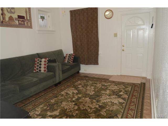 5409 S Compton Ave, Saint Louis, MO 63111 photo 4