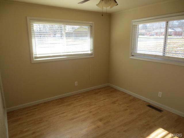 941 Lebon, Saint Louis, MO 63137 photo 10
