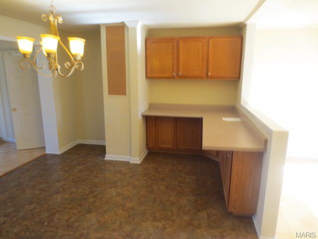 941 Lebon, Saint Louis, MO 63137 photo 5
