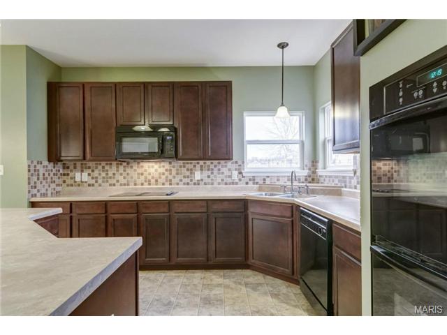 207 Fox Hvn, O'fallon, MO 63368 photo 12