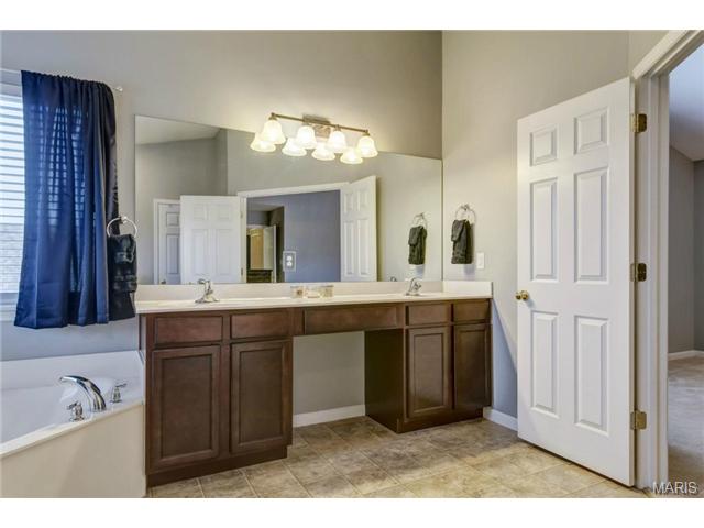 207 Fox Hvn, O'fallon, MO 63368 photo 19