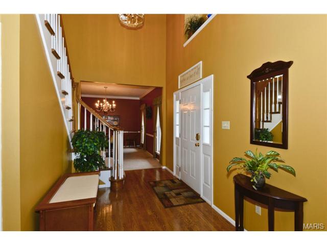 5612 Grinnell Ct, Weldon Spring, MO 63304 photo 2