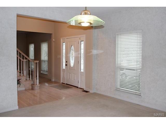1628 Strecker Rdg, Ballwin, MO 63011 photo 6