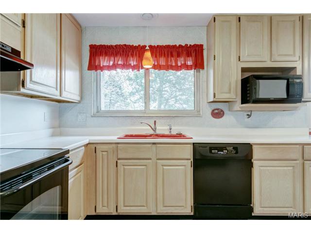 11 Cool Mdws, Ballwin, MO 63011 photo 12