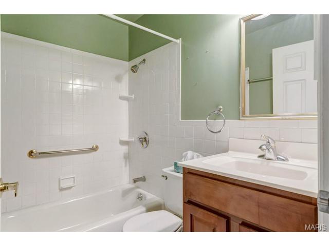 11 Cool Mdws, Ballwin, MO 63011 photo 21
