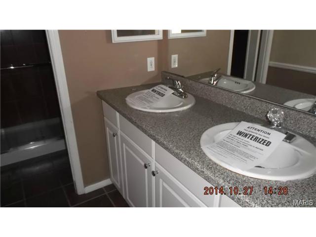 307 Windyoak, Ballwin, MO 63021 photo 9