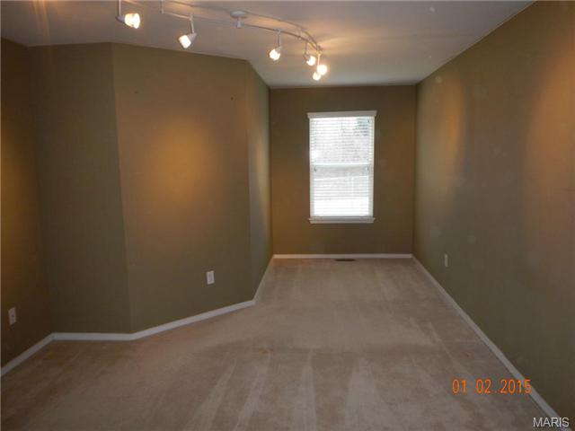 1529 Batters Box Dr, O'fallon, MO 63366 photo 7