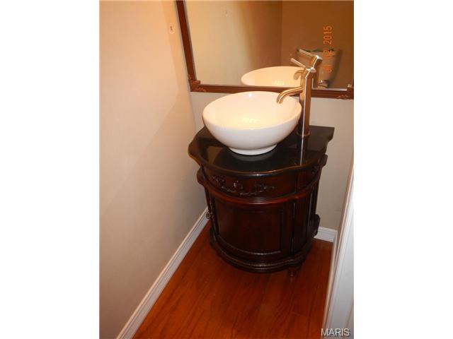 1529 Batters Box Dr, O'fallon, MO 63366 photo 12