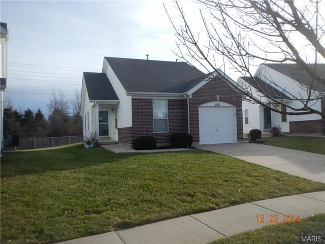 1529 Batters Box Dr, O'fallon, MO 63366 photo 1