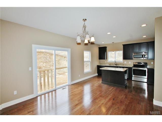 427 Hillington Dr, Eureka, MO 63025 photo 11