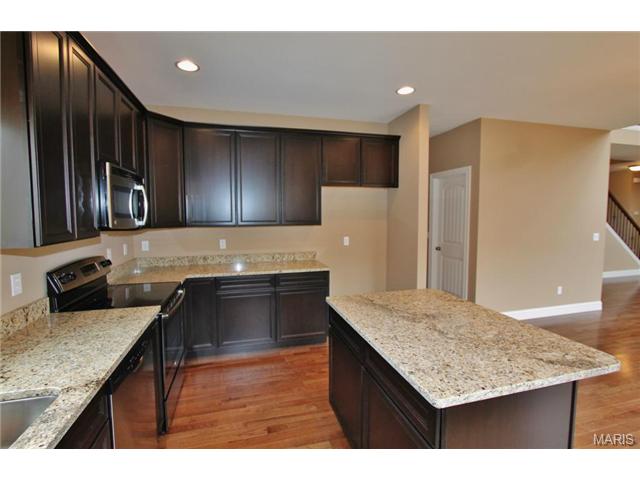 427 Hillington Dr, Eureka, MO 63025 photo 7