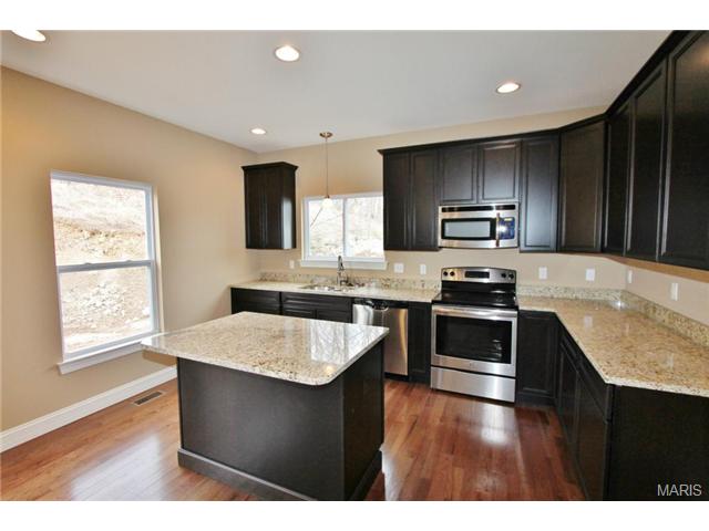 427 Hillington Dr, Eureka, MO 63025 photo 10