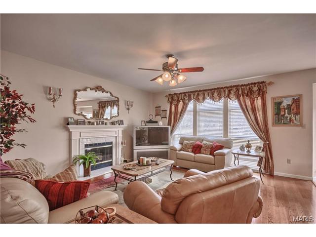 651 Fox Hill Estates Dr, Ballwin, MO 63021 photo 14