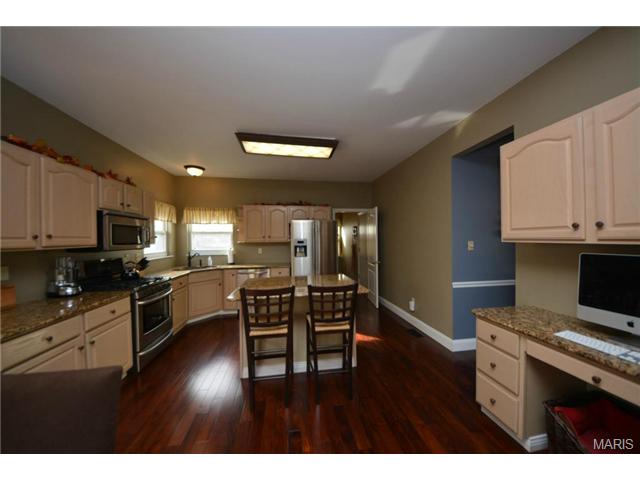 3027 Bromley Dr, O'fallon, MO 63368 photo 10