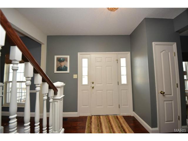 3027 Bromley Dr, O'fallon, MO 63368 photo 3